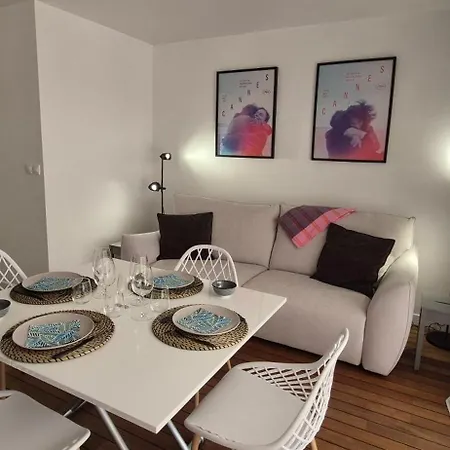 Elegant Cocon Sur La Croisette Parking Terrasse Et Jardin Apartmán *