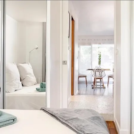 דירה Elegant Cocon Sur La Croisette Parking Terrasse Et Jardin קאן