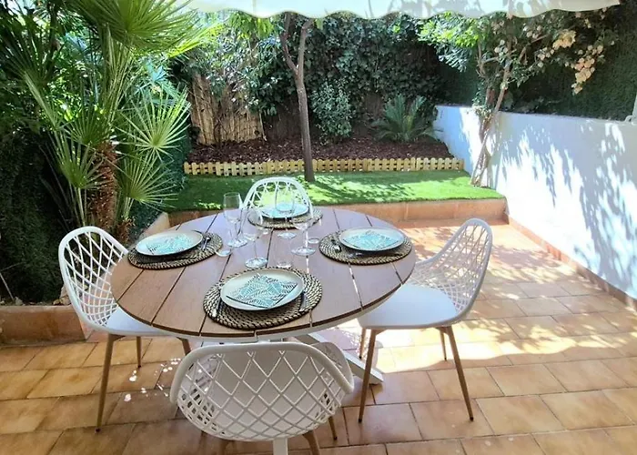 Elegant Cocon Sur La Croisette Parking Terrasse Et Jardin *