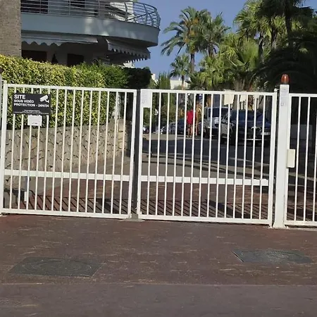 Appartamento élégant Cocon Sur La Croisette Parking Terrasse Et Jardin